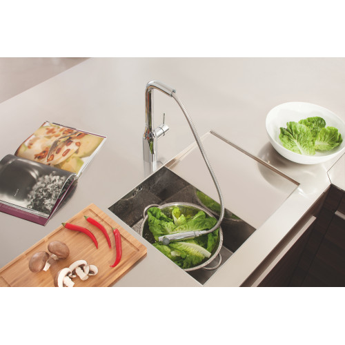 Змішувач для кухні з висувним виливом Grohe Essence New (30270000)